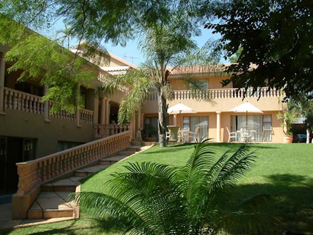 House Of Pharaohs And Conference Centre Hotel Johannesburg Exterior photo